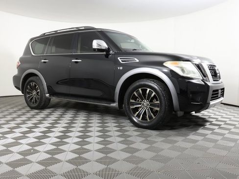 Used 2017 Nissan Armada Platinum w/ Interior Lighting Package image 3