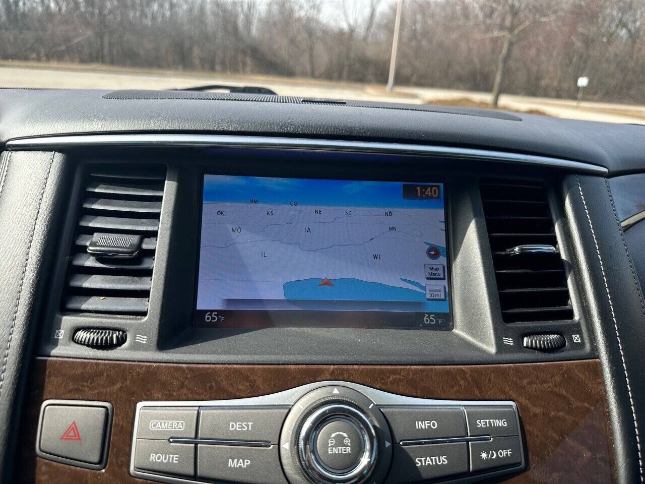 Used 2017 INFINITI QX80 4WD w/ Driver Assistance Package image 28
