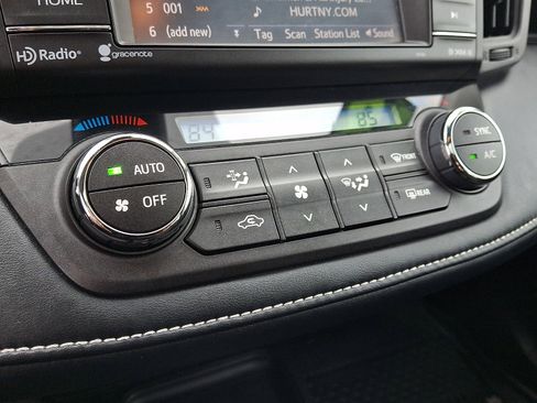 Used 2018 Toyota RAV4 XLE image 16