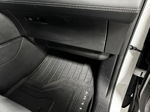 Used 2023 Honda Pilot EX-L image 26