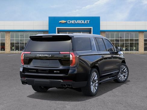 New 2026 GMC Yukon XL Denali Ultimate AWD/4WD image 4