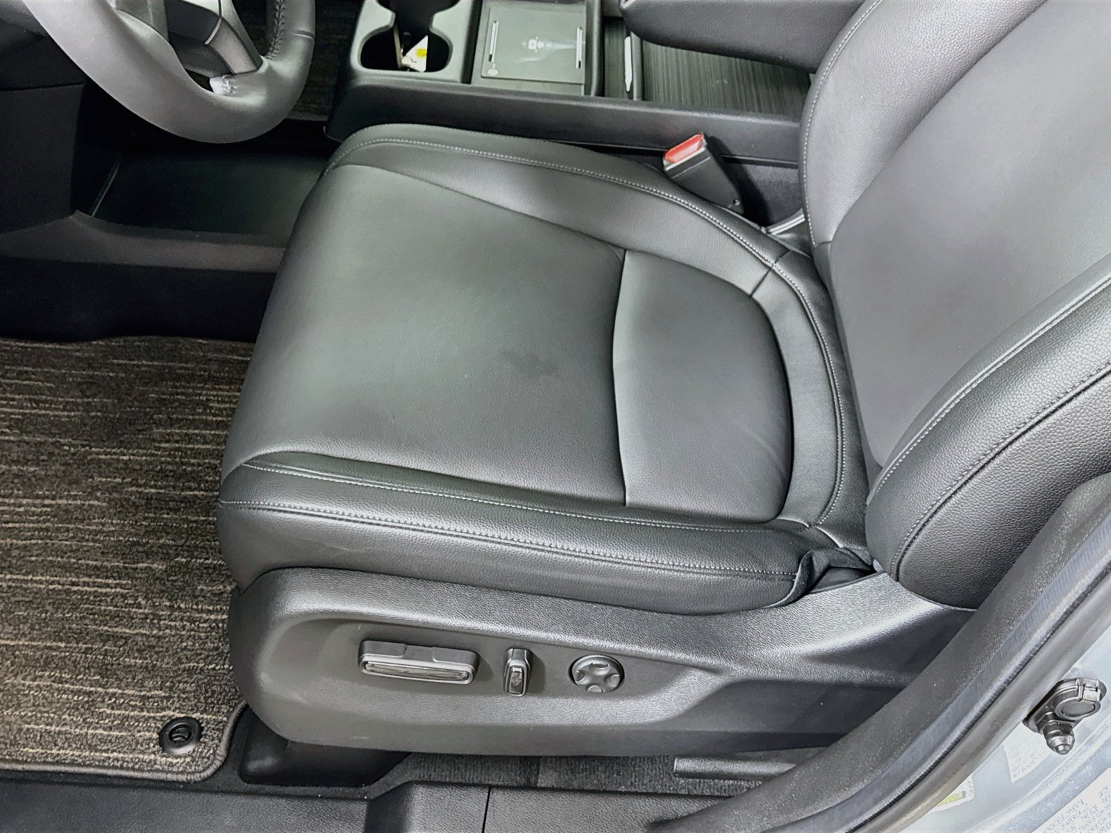 Used 2026 Honda Odyssey EX-L image 24
