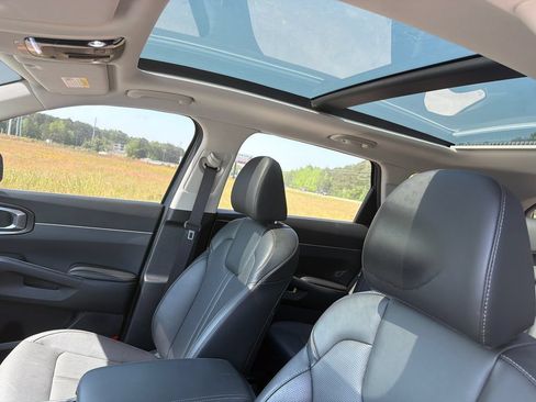 Used 2025 Kia Sorento S w/ Panoramic Sunroof Package FWD image 34