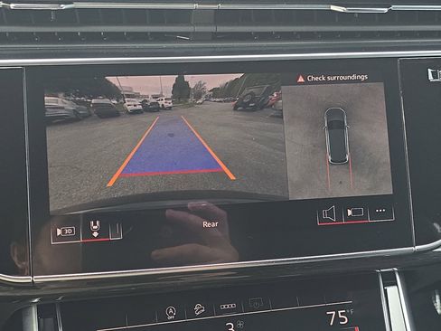 Used 2025 Audi Q7 2.0T Premium w/ Convenience Plus Package image 27