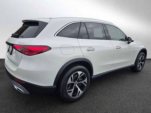 New 2026 Mercedes-Benz GLC 350e 4MATIC image 3
