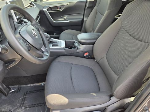 Used 2025 Toyota RAV4 LE FWD image 19