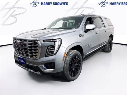 New 2026 GMC Yukon XL Denali w/ Sun & Power Step Package