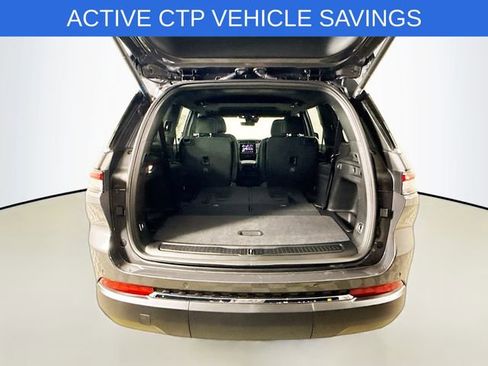 New 2025 Jeep Grand Cherokee L Laredo image 26