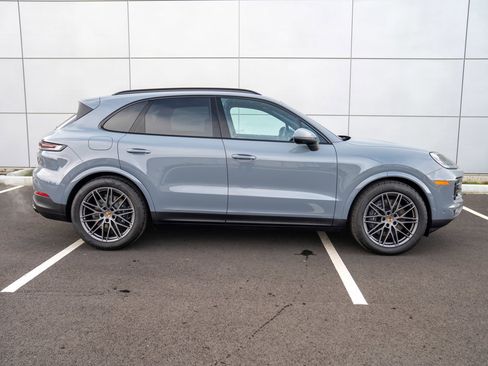New 2026 Porsche Cayenne image 8