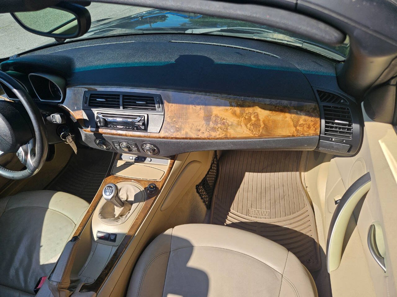 Used 2006 BMW Z4 3.0i RWD image 49
