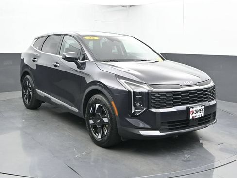 Used 2026 Kia Sportage LX FWD image 6
