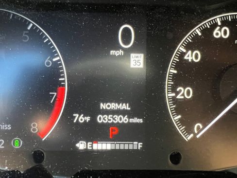 Used 2025 Honda HR-V Sport image 18