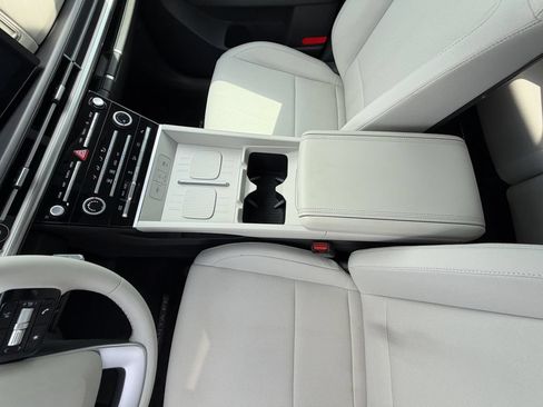 Used 2024 Hyundai Santa Fe SE FWD image 19