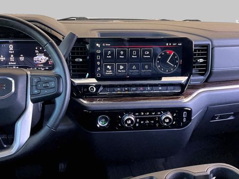 Used 2024 GMC Sierra 1500 Elevation AWD/4WD image 7