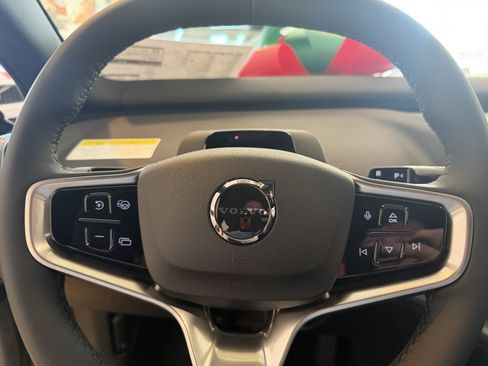 New 2026 Volvo EX30 Cross Country Ultra image 25