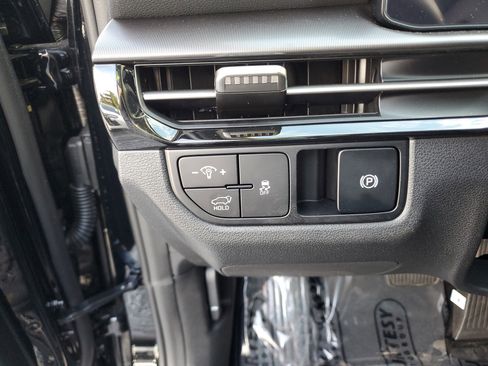 New 2026 Kia Sportage SX FWD image 8