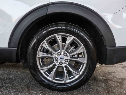 Used 2023 Ford Explorer Limited w/ Equipment Group 301A image 10