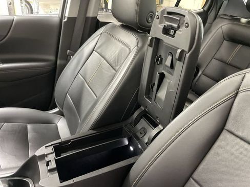 Used 2022 Chevrolet Equinox Premier AWD/4WD image 21
