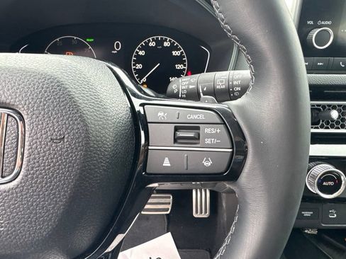 Used 2025 Honda Civic Sport image 14
