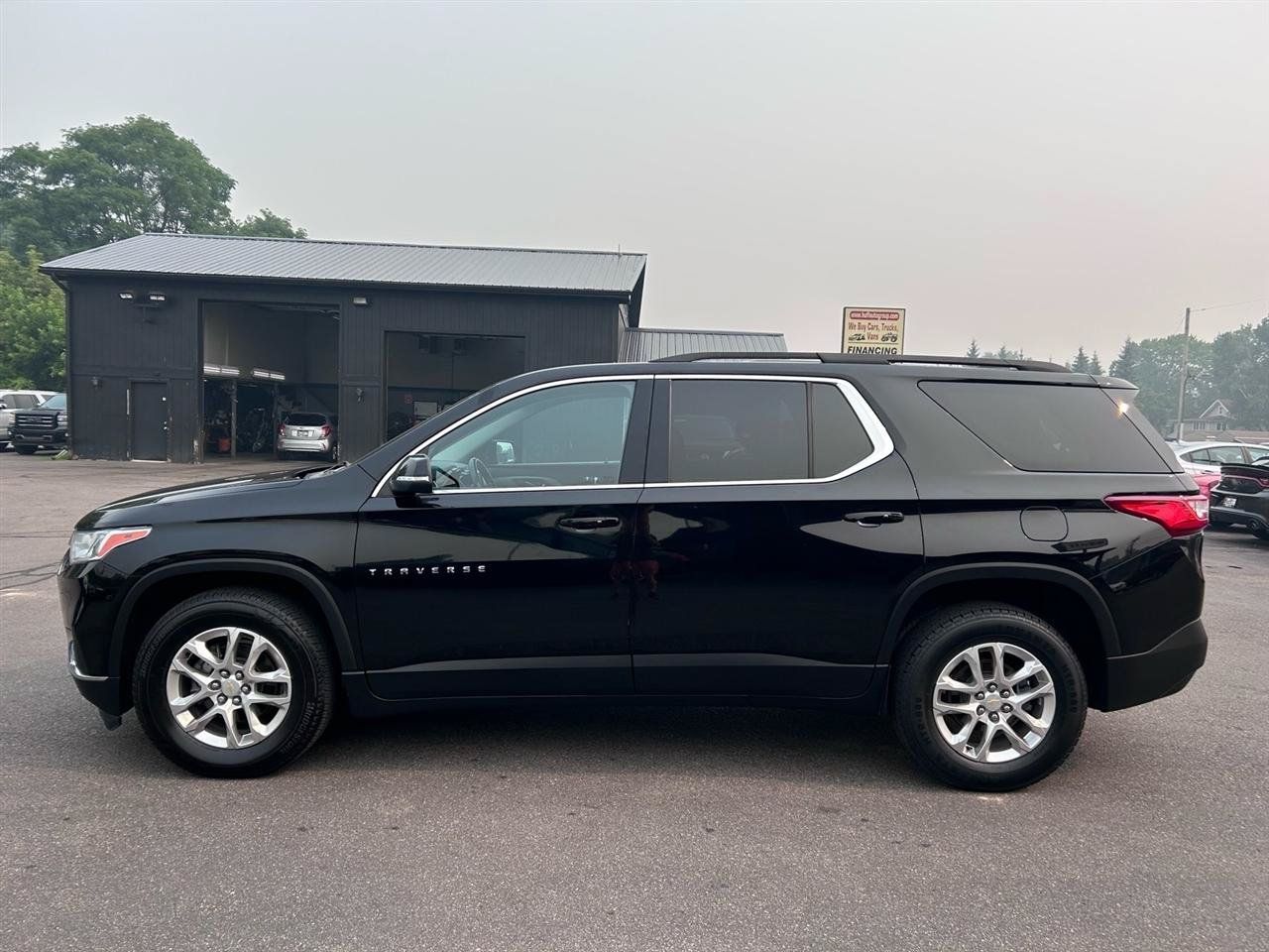 Used 2021 Chevrolet Traverse LT AWD/4WD image 5