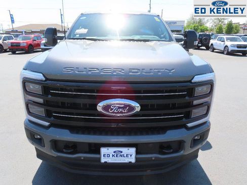 New 2025 Ford F350 Platinum w/ FX4 Off-Road Package image 31