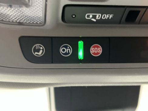 Certified 2022 GMC Terrain SLT w/ Tech Package image 28