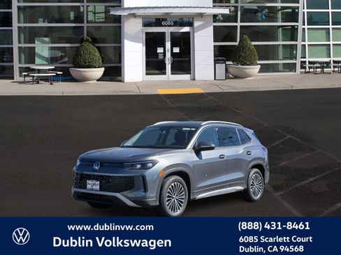 New 2026 Volkswagen Tiguan S FWD image 8