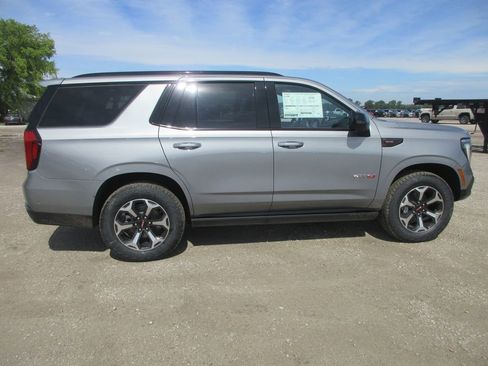 New 2026 GMC Yukon AT4 Ultimate AWD/4WD image 3