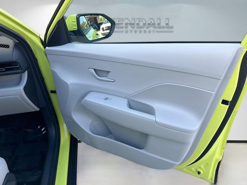 Used 2024 Hyundai Kona SEL w/ Convenience Package FWD image 31