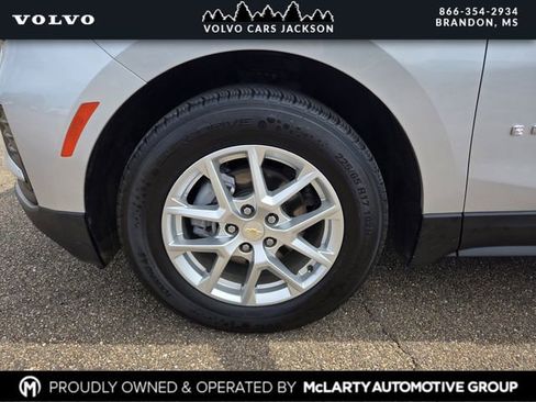 Used 2022 Chevrolet Equinox LS FWD image 24