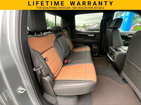 Used 2024 Chevrolet Silverado 1500 High Country AWD/4WD image 23