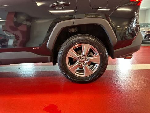 Certified 2024 Toyota RAV4 LE AWD/4WD image 29