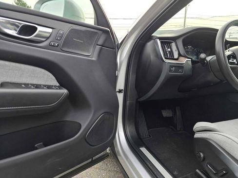 Used 2021 Volvo XC60 T5 Inscription image 20