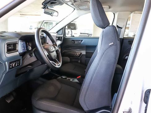 New 2026 Ford Maverick XL image 16