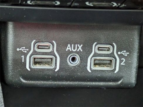 Used 2022 Dodge Durango GT image 23