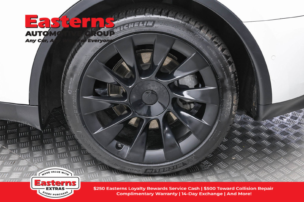 Used 2020 Tesla Model Y Long Range AWD/4WD image 9