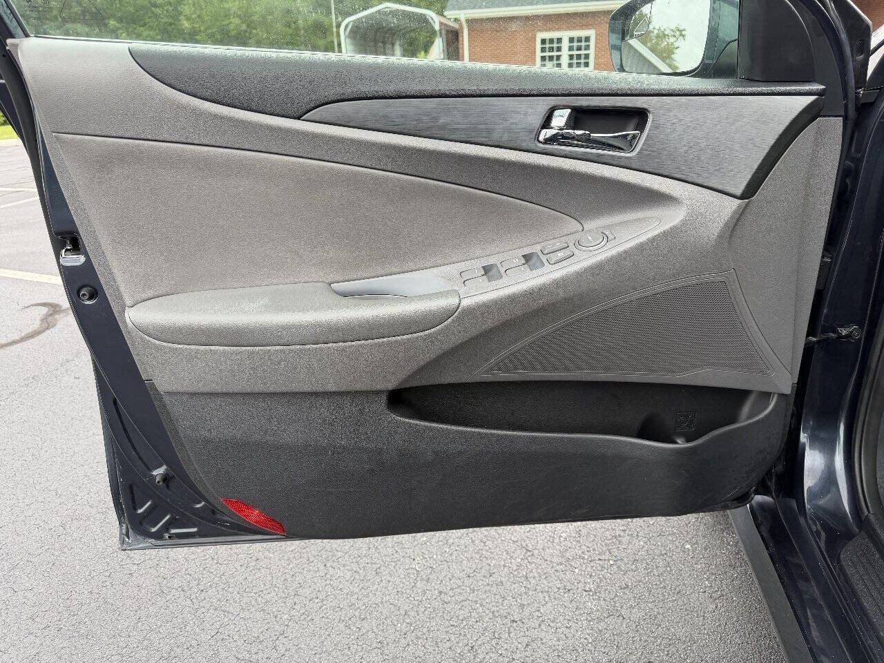Used 2014 Hyundai Sonata GLS w/ Popular Equipment Group 2 FWD image 9