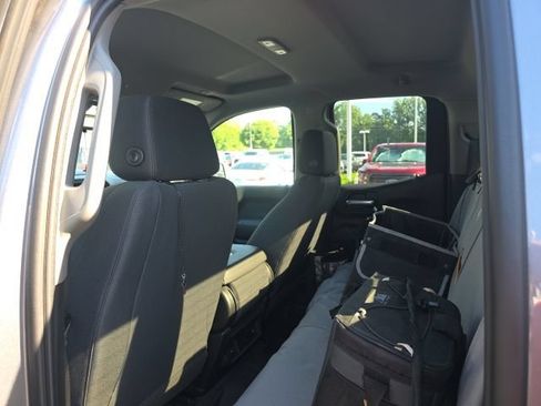 Used 2019 Chevrolet Silverado 1500 Custom Trail Boss w/ Custom Convenience Package AWD/4WD image 12