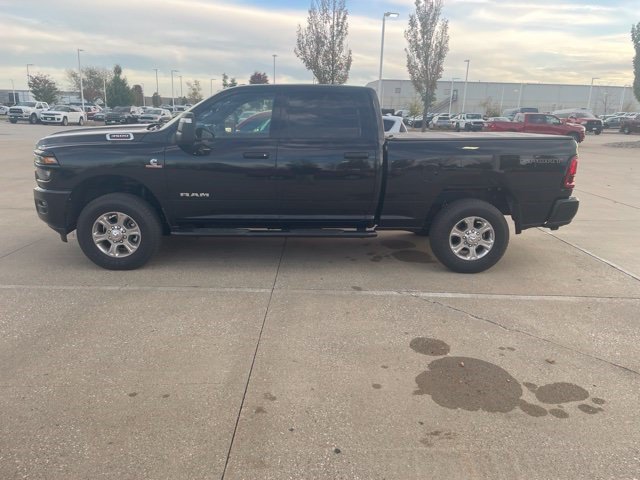 Used 2025 RAM 3500 Big Horn AWD/4WD image 5