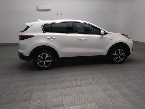 Used 2022 Kia Sportage LX AWD/4WD image 10