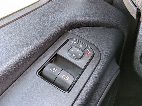 Used 2020 Mercedes-Benz Sprinter 2500 image 21