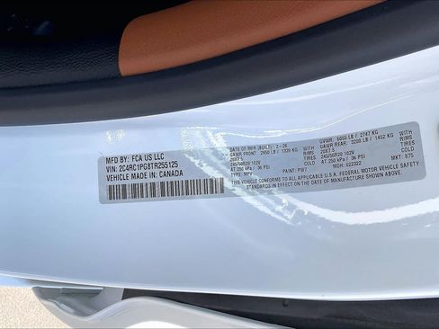 New 2026 Chrysler Pacifica Pinnacle FWD image 20