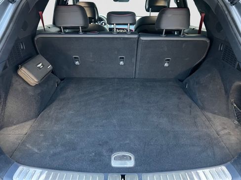 Used 2023 Genesis GV70 2.5T w/ Sport Prestige Package image 5