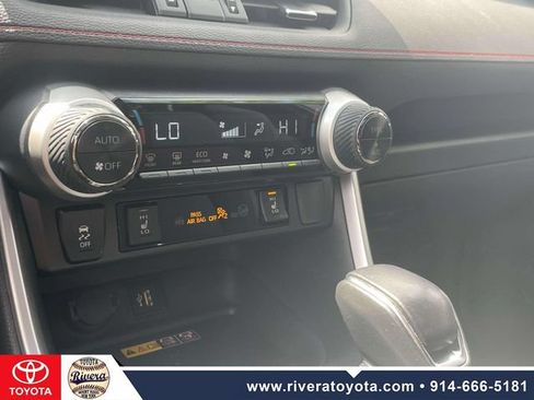 Used 2024 Toyota RAV4 XSE w/ Weather Package AWD/4WD image 30