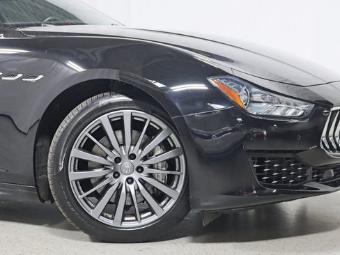 Used 2019 Maserati Ghibli RWD image 5