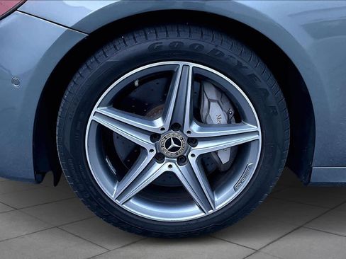 Used 2019 Mercedes-Benz E 450 E 450 w/ Premium Package image 11