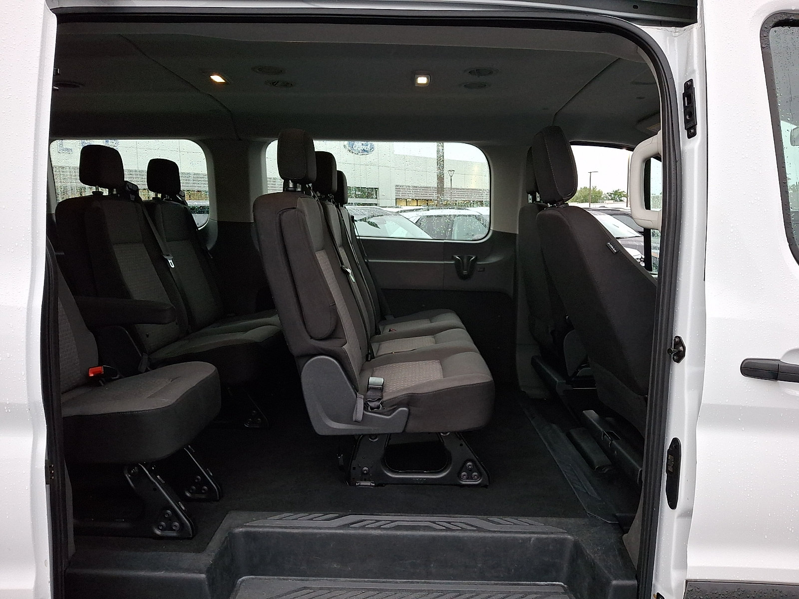 Used 2024 Ford Transit 350 XLT RWD image 23