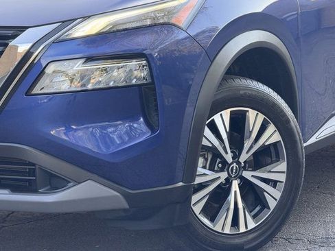 Used 2022 Nissan Rogue SV image 31