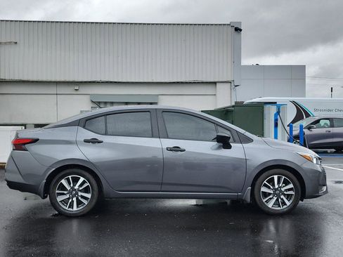 Used 2024 Nissan Versa S w/ S Plus Package image 6