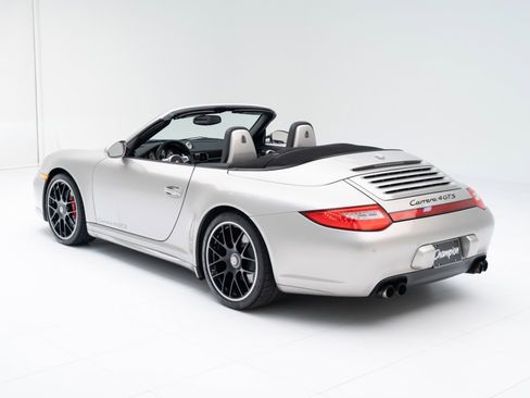 Used 2012 Porsche 911 Carrera 4 GTS image 3